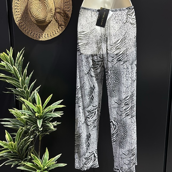 Jordan Taylor Wide Leg,animal skin pattern,elastic/tie waist,sheer,coverup pants - Picture 3 of 10